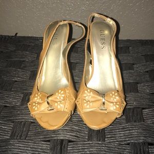 Guess wedges
